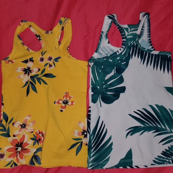 OLD NAVY FLORAL RACER BACK TANKS SIZE XS 5 FITTED - Picture 2 of 5